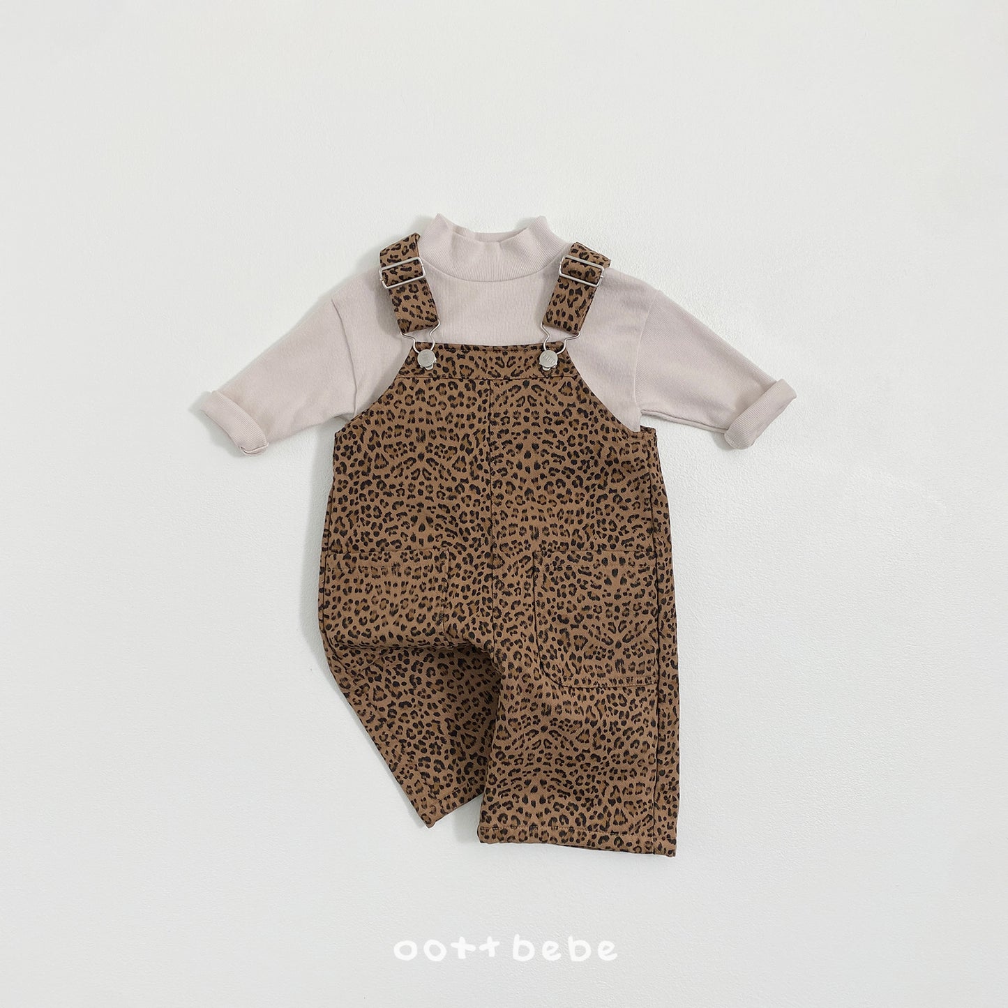 (Pre-order) OOTTBEBE Winter - Leopard Overall Pants 호피오버롤