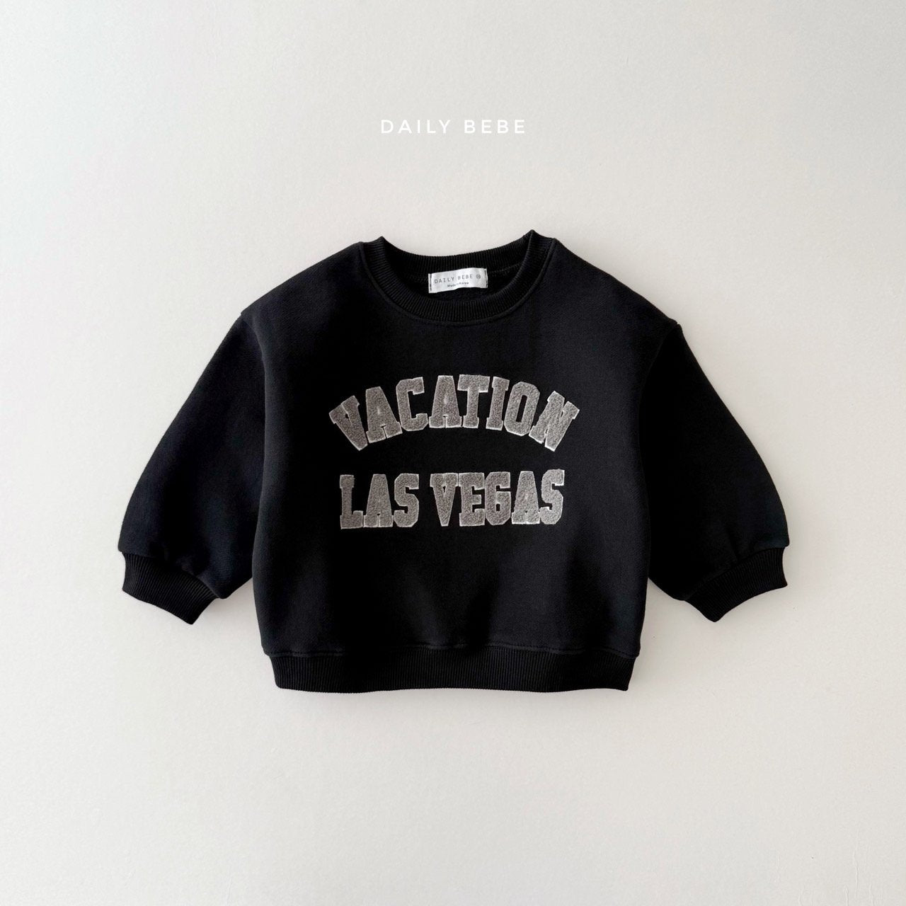 (Pre-order) Daily Bebe Winter - Kids' Vacation Sweatshirt 베케이션 맨투맨 (2 Colors)