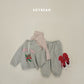 (Pre-order) Soybean Kids Winter - Flying Delivery Top & Bottom Set 플라잉딜리버리상하 (2 Colors)