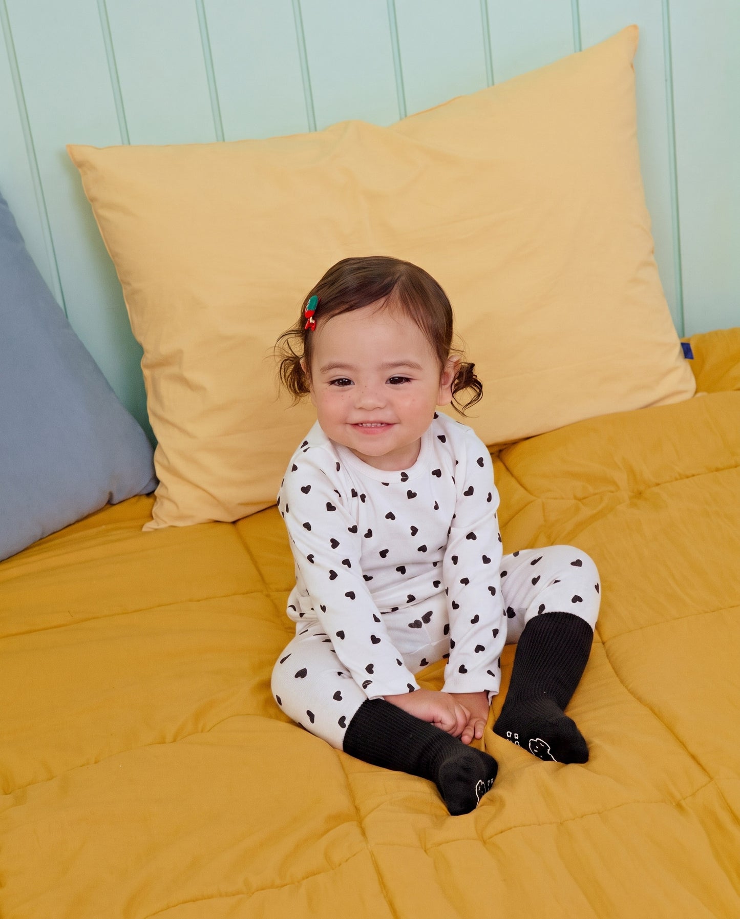 (Pre-order) OOTTBEBE Fall - Petite Heart Pajama Set 쁘띠하트실내복 (2 Colors)