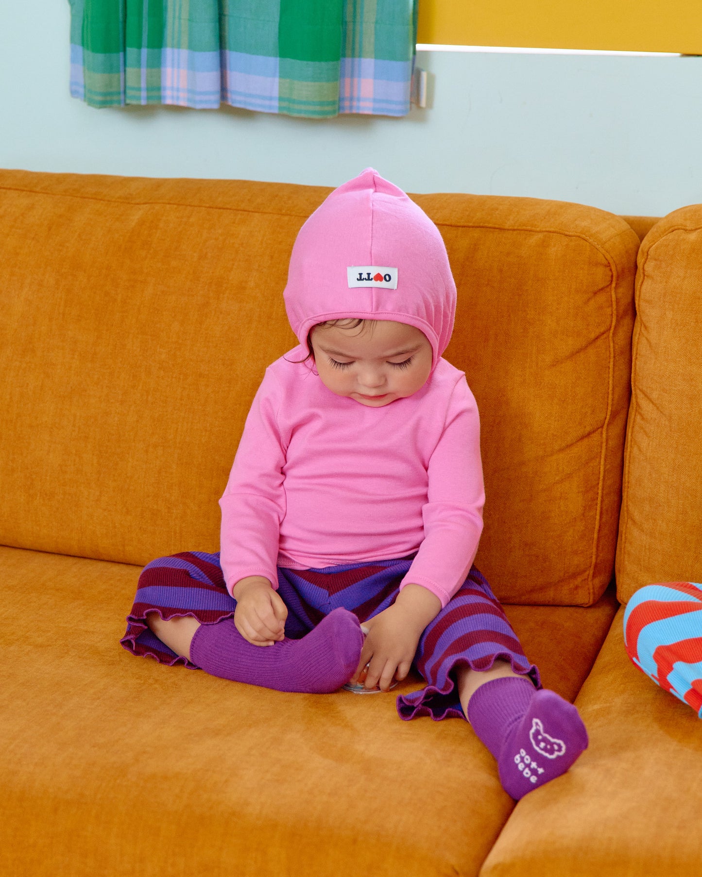 (Pre-order) OOTTBEBE Fall - Retro Hooded Tee - 레트로후드쫄티 (4 Colors)