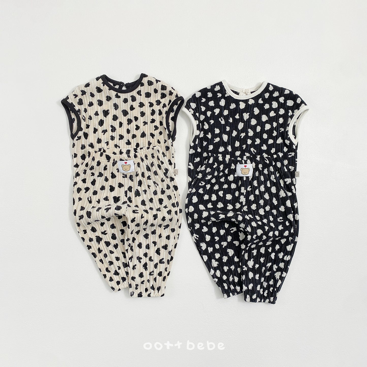 (Pre-order) OOTTBEBE Summer - Petit Leopard Pleated Set 쁘띠호피플리츠상하복 (2 Colors)