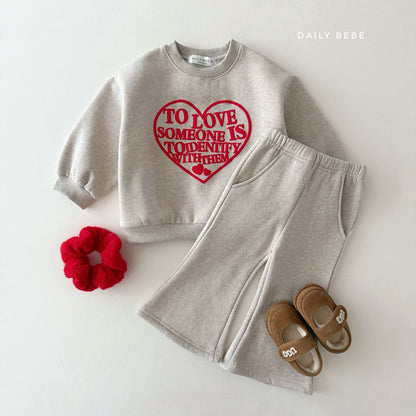 (Pre-order) Daily Bebe Winter - Kids’ Foam Heart Bootcut Top & Bottom Set 발포 부츠컷세트 (4 Colors)