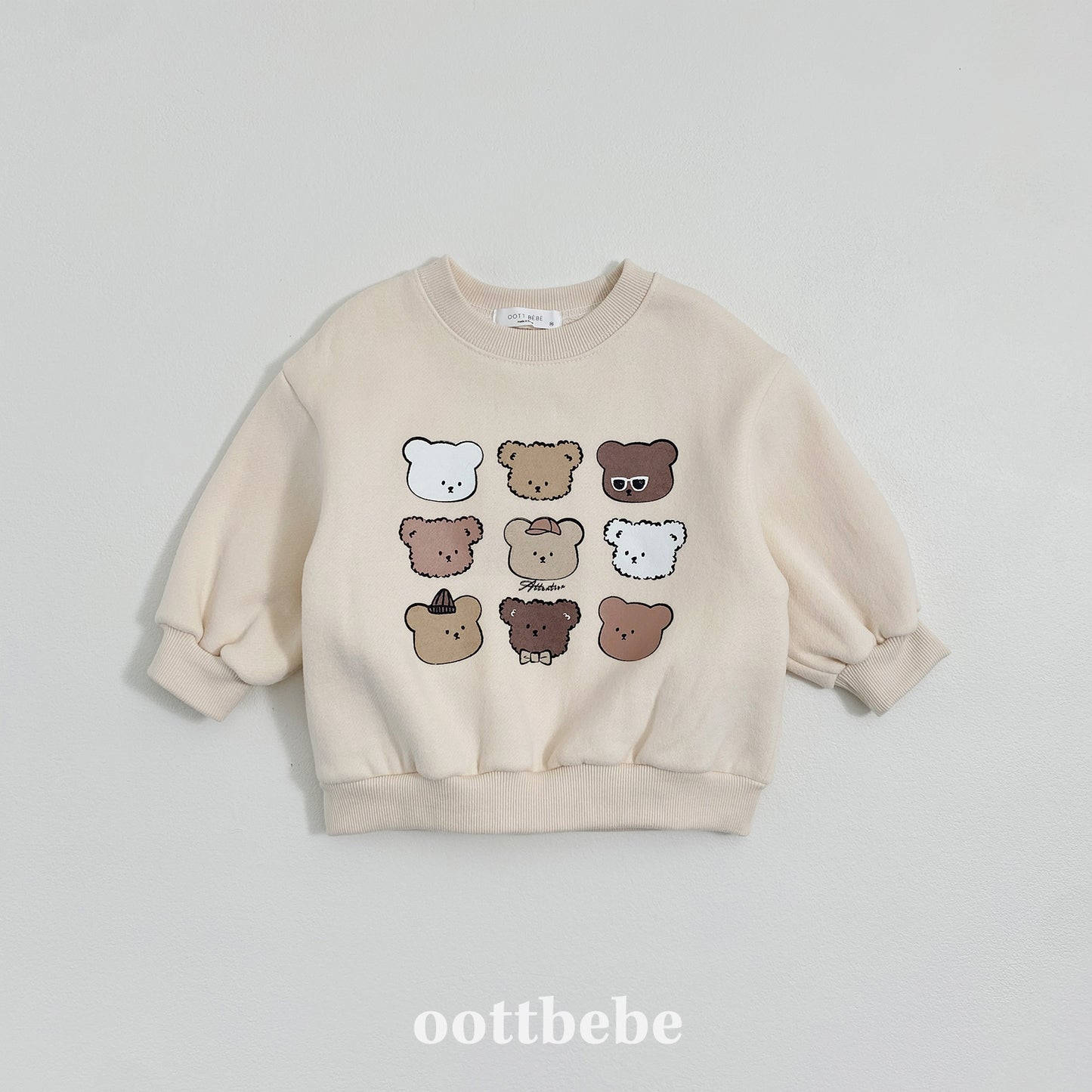 (Pre-order) OOTTBEBE Winter - Collection Bear Sweatshirt 컬렉션베어맨투맨 (2 Colors)