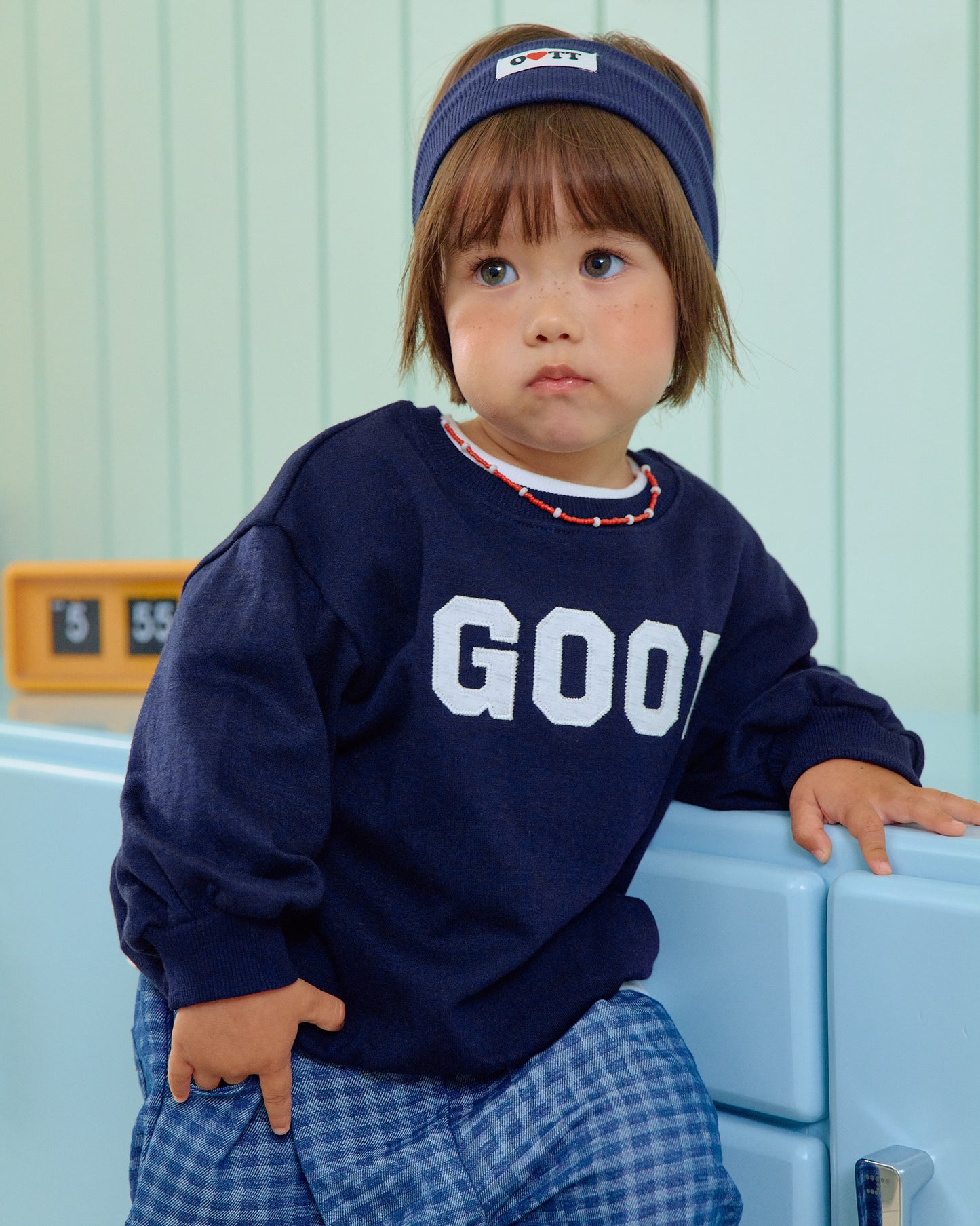 (Pre-order) OOTTBEBE Fall - GOOD Sweatshirt - GOOD 맨투맨 (2 Colors)