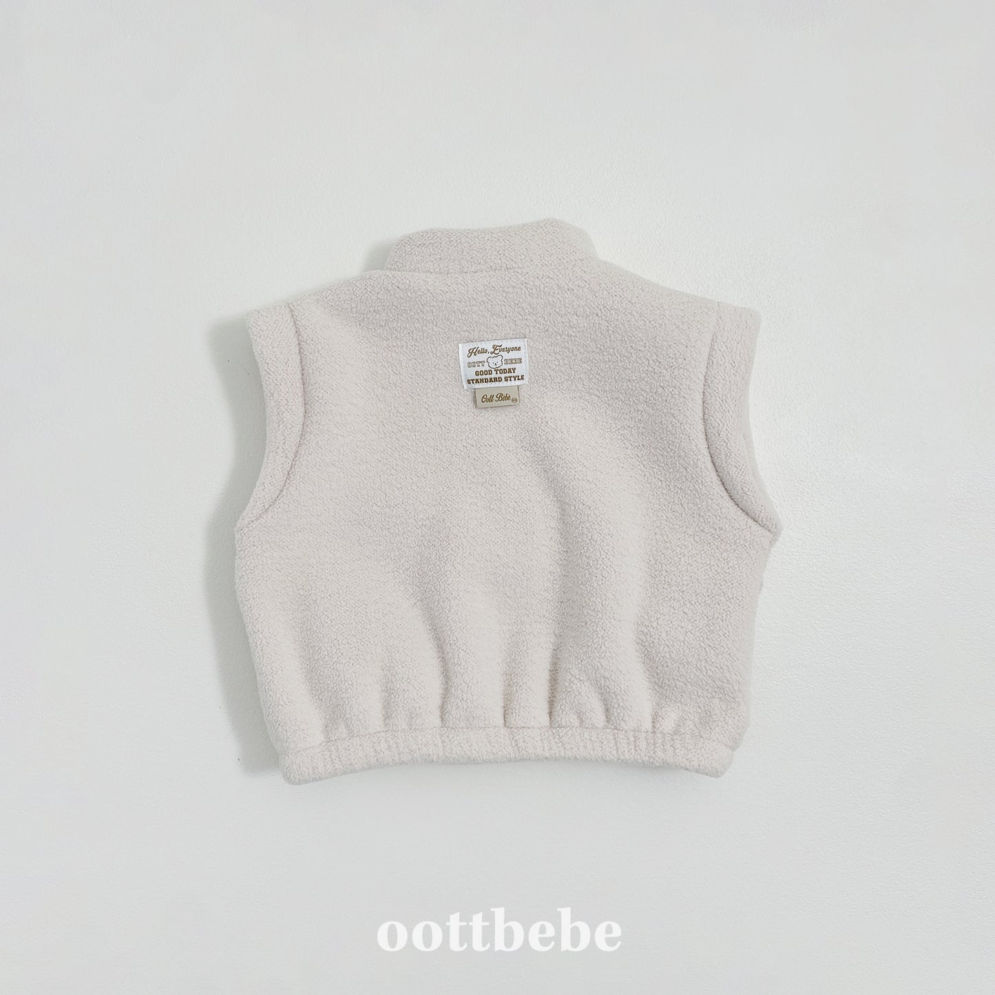(Pre-order) OOTTBEBE Winter - Fleece Manta Vest 후리스가오리조끼 (3 Colors)