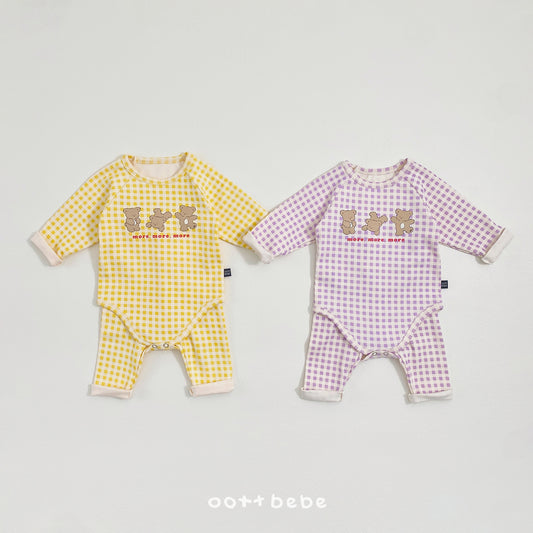 (Pre-order) OOTTBEBE Winter - Checked Bear Full Bodysuit 체크베어슈트 (2 Colors)
