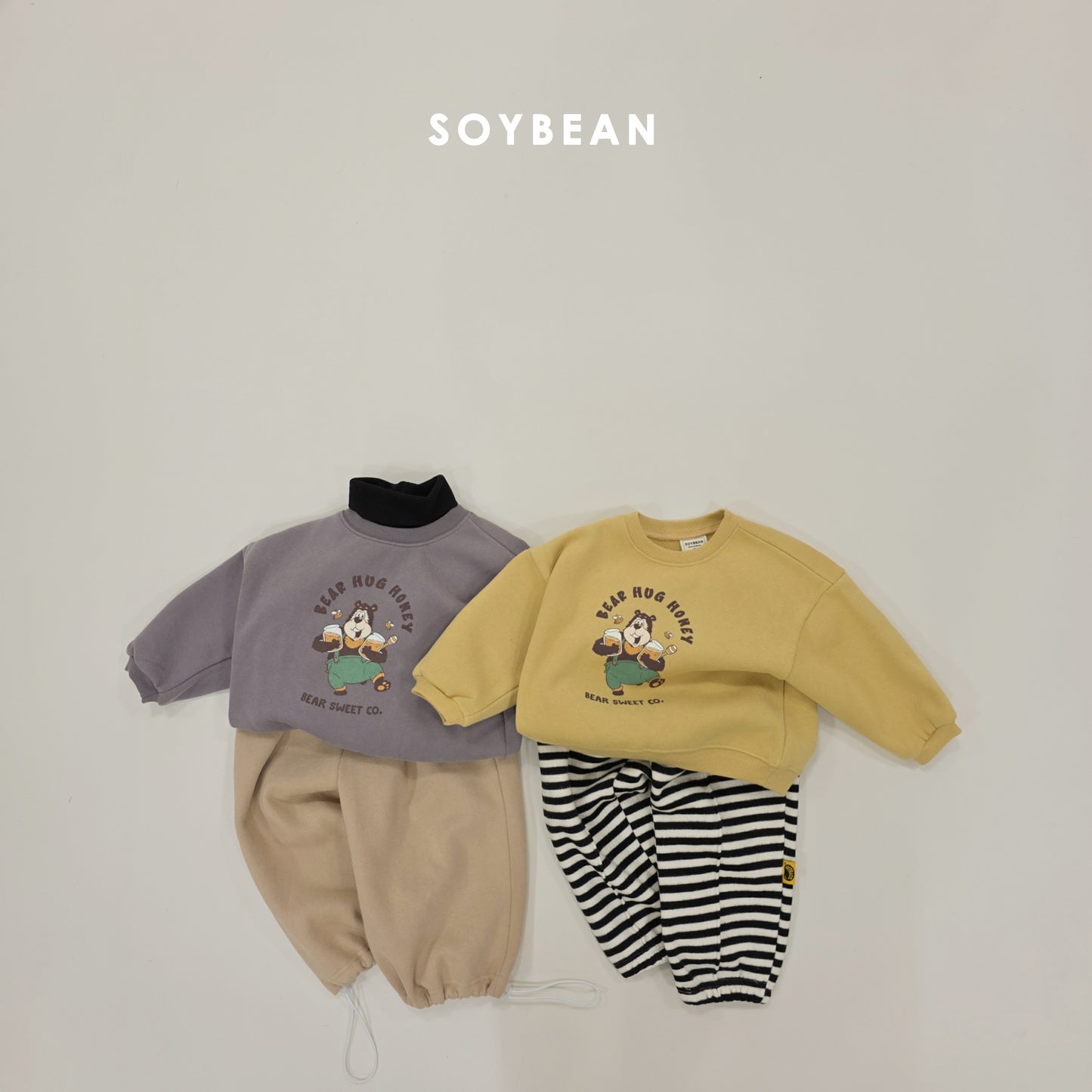 (Pre-order) Soybean Kids Winter - Honey Bear Fleece-Lined Sweatshirt 허니베어양기모맨투맨 (2 Colors)
