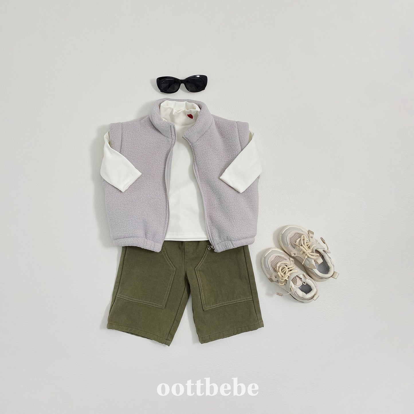 (Pre-order) OOTTBEBE Winter - Fleece Manta Vest 후리스가오리조끼 (3 Colors)