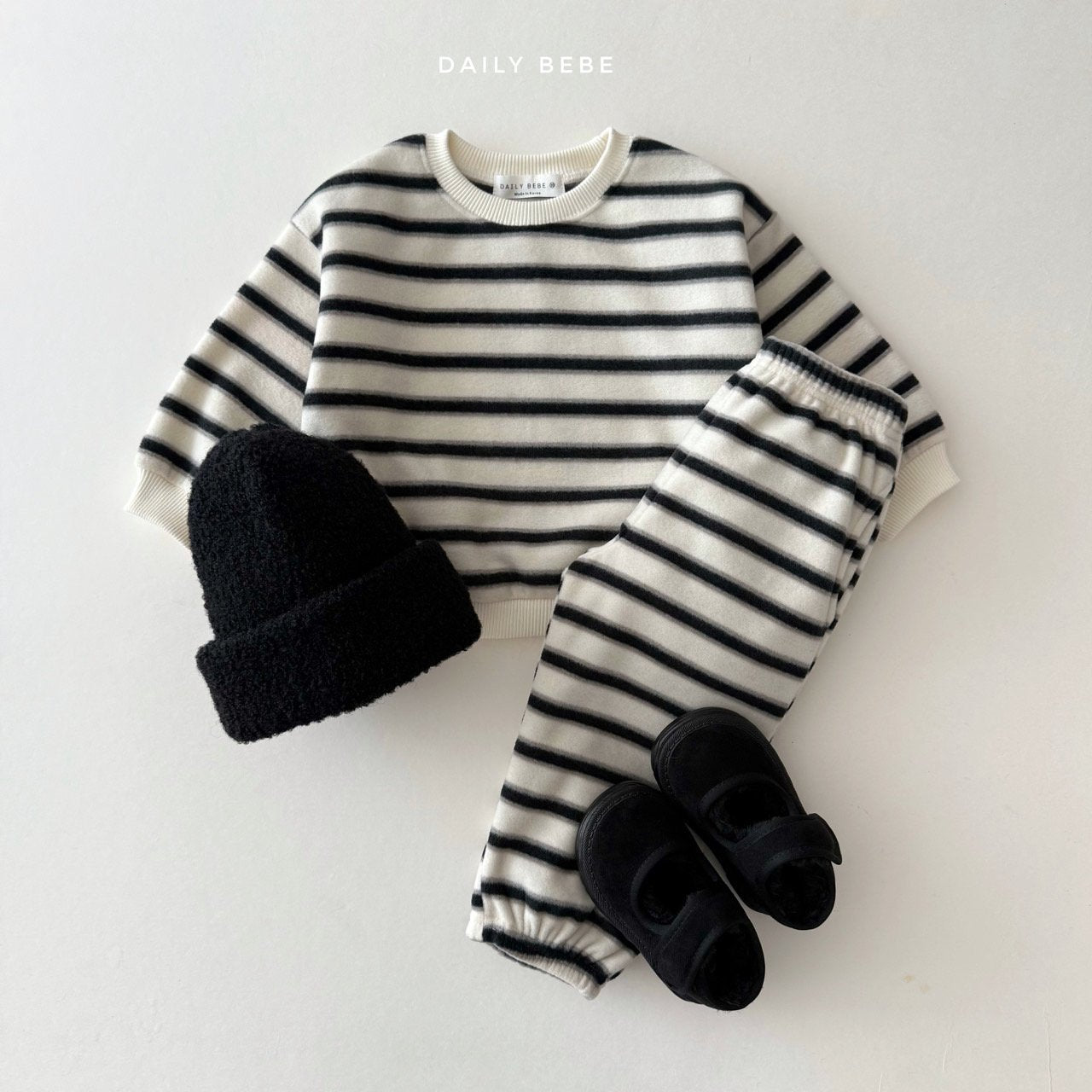 (Pre-order) Daily Bebe Winter - Fleece Cozy Print Sweatshirt 후리스 맨투맨 (4 Colors)