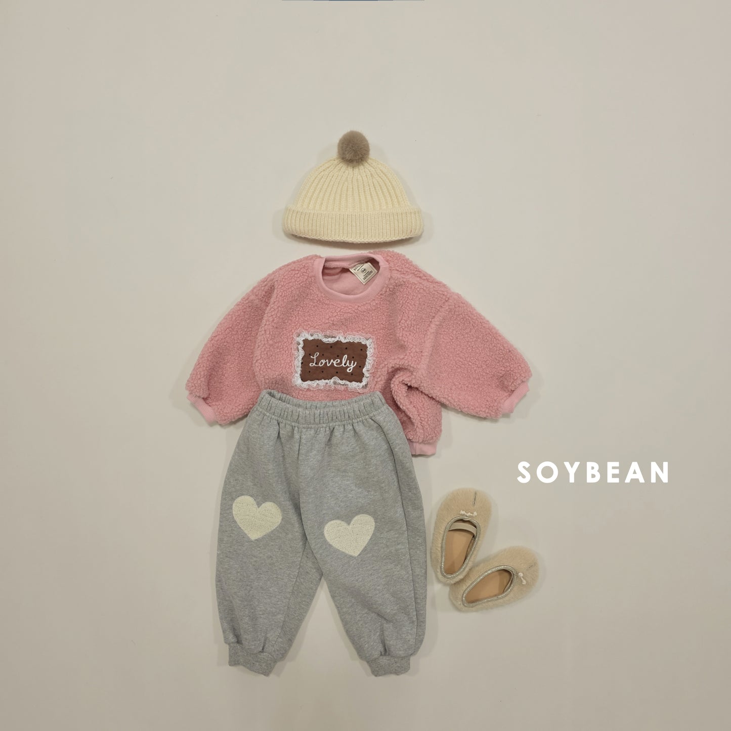 (Pre-order) Soybean Kids Winter - Heart Patch Fleece-Lined Jogger Pants 하트패치조거팬츠 (3 Colors)