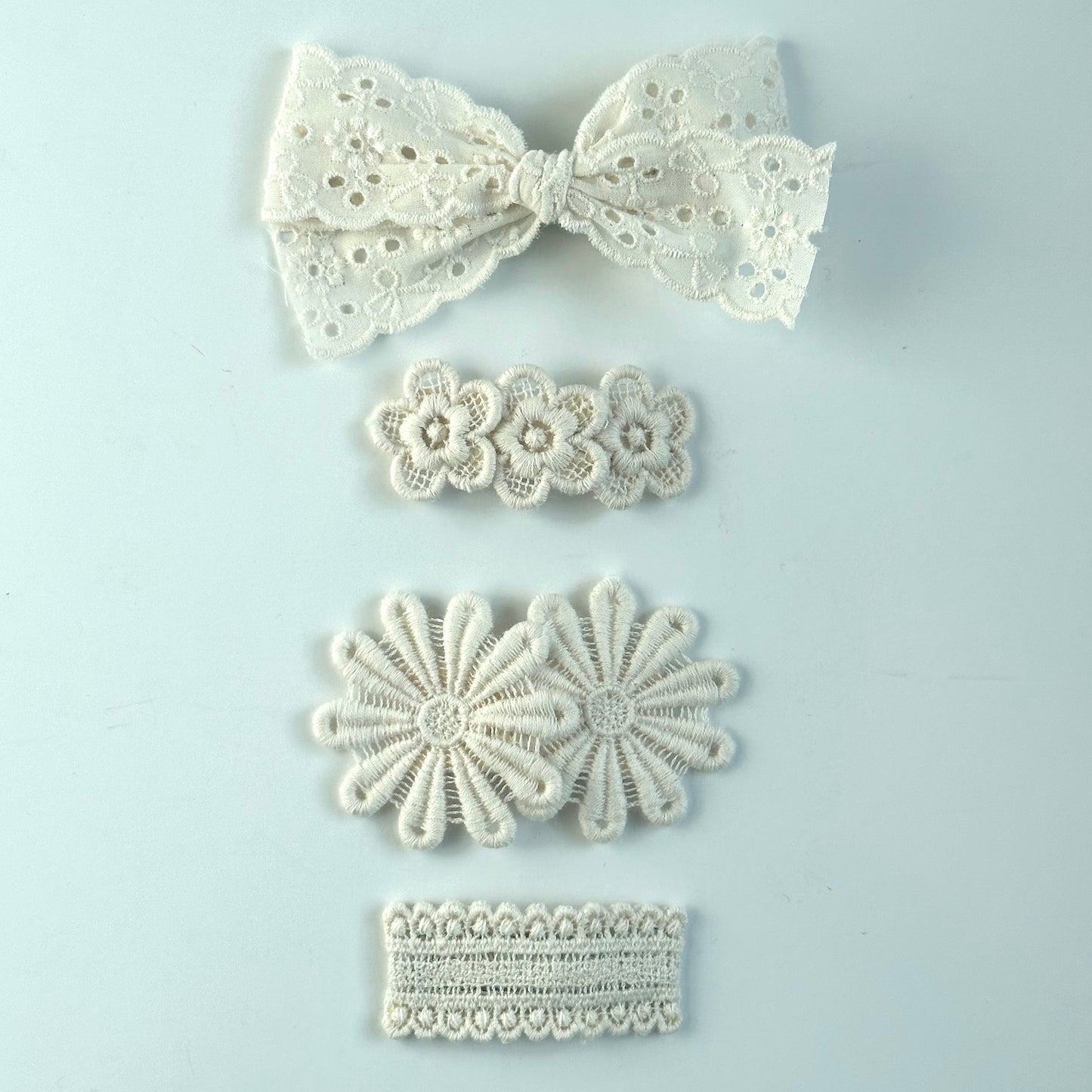 (Chenny Bong Bong) Kids’ Ivory Hair Clips 4-piece Set