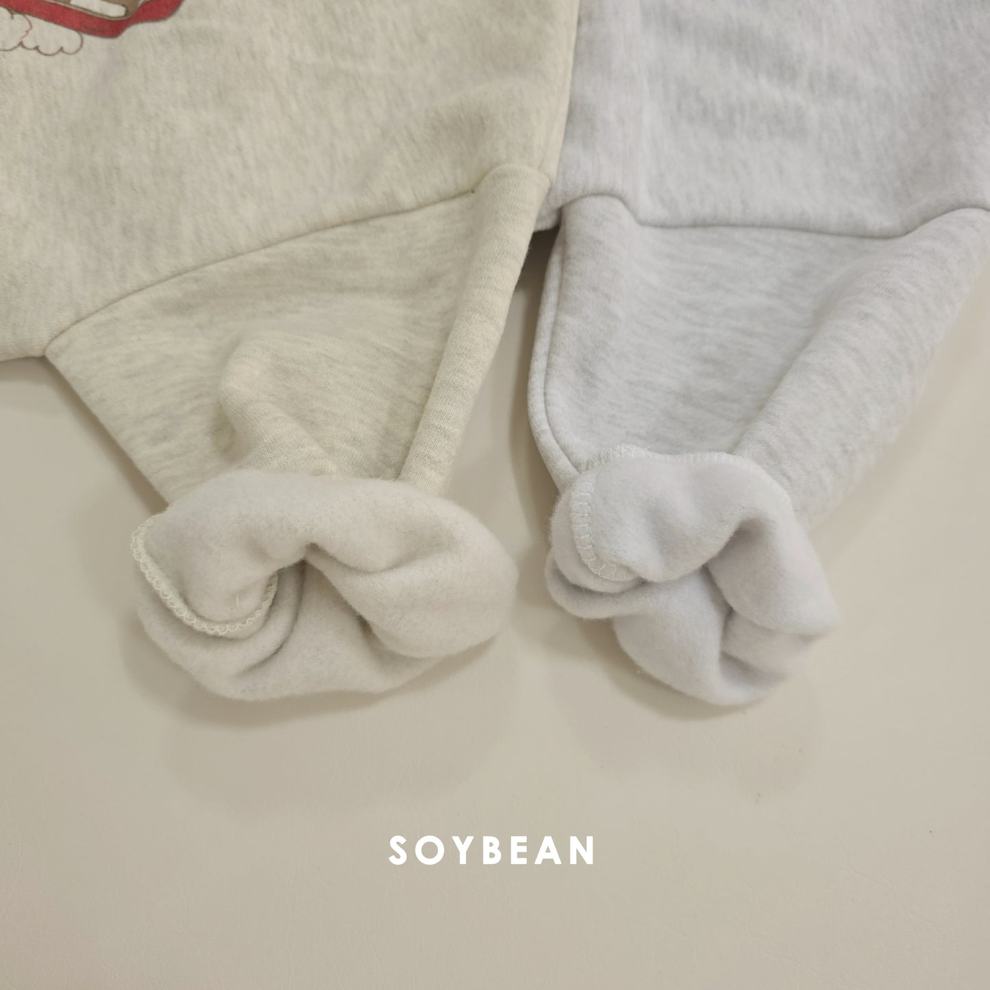 (Pre-order) Soybean Kids Winter - Ski Bear Fleece-Lined Sweatshirt 스키곰양기모맨투맨 (2 Colors)