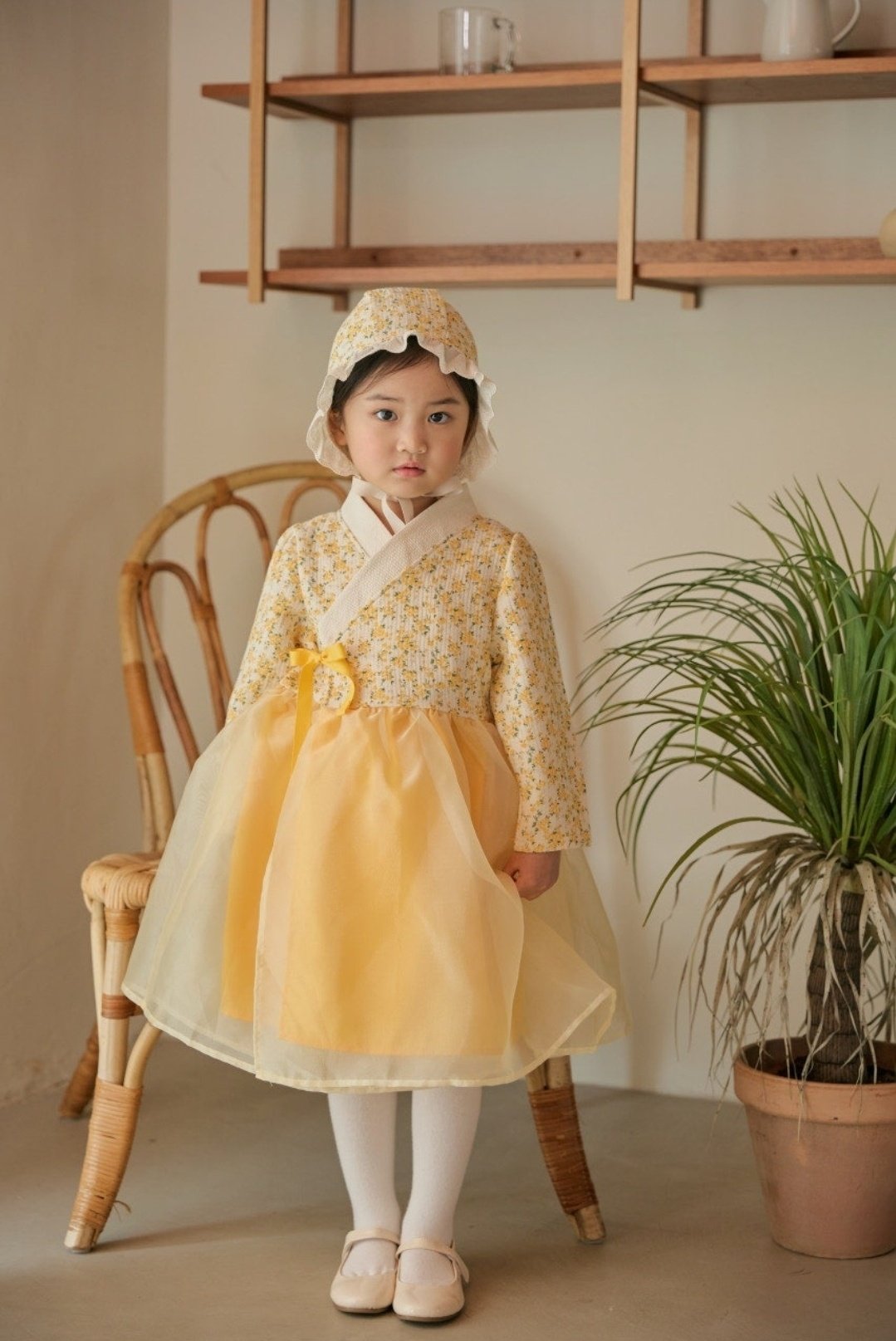 (Pre-order) bbb - Bonnet 보넷 (2 Colors)