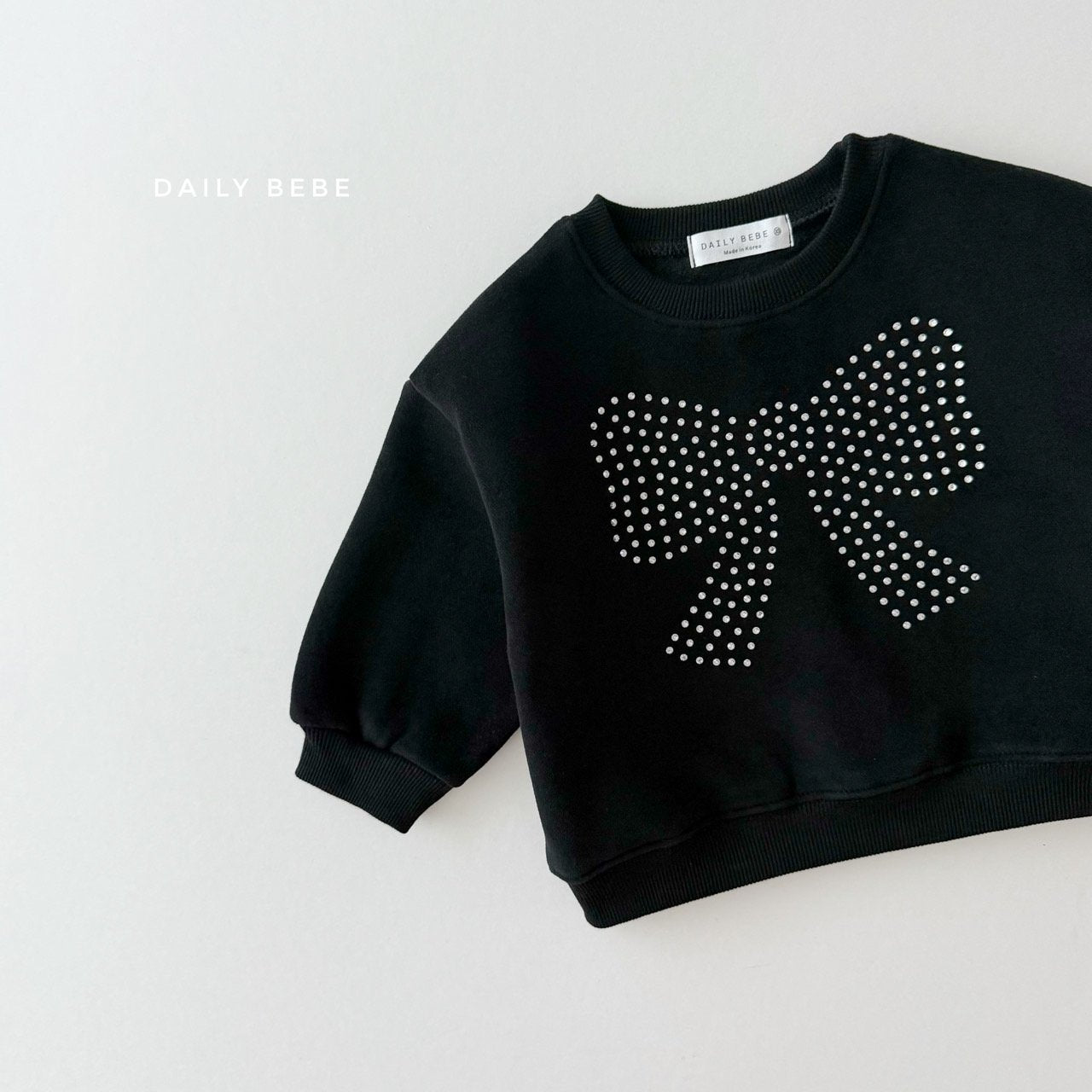 (Pre-order) Daily Bebe - Kids’ Ribbon Cubic Sweatshirt 리본 큐빅 맨투맨 (2 Colors)