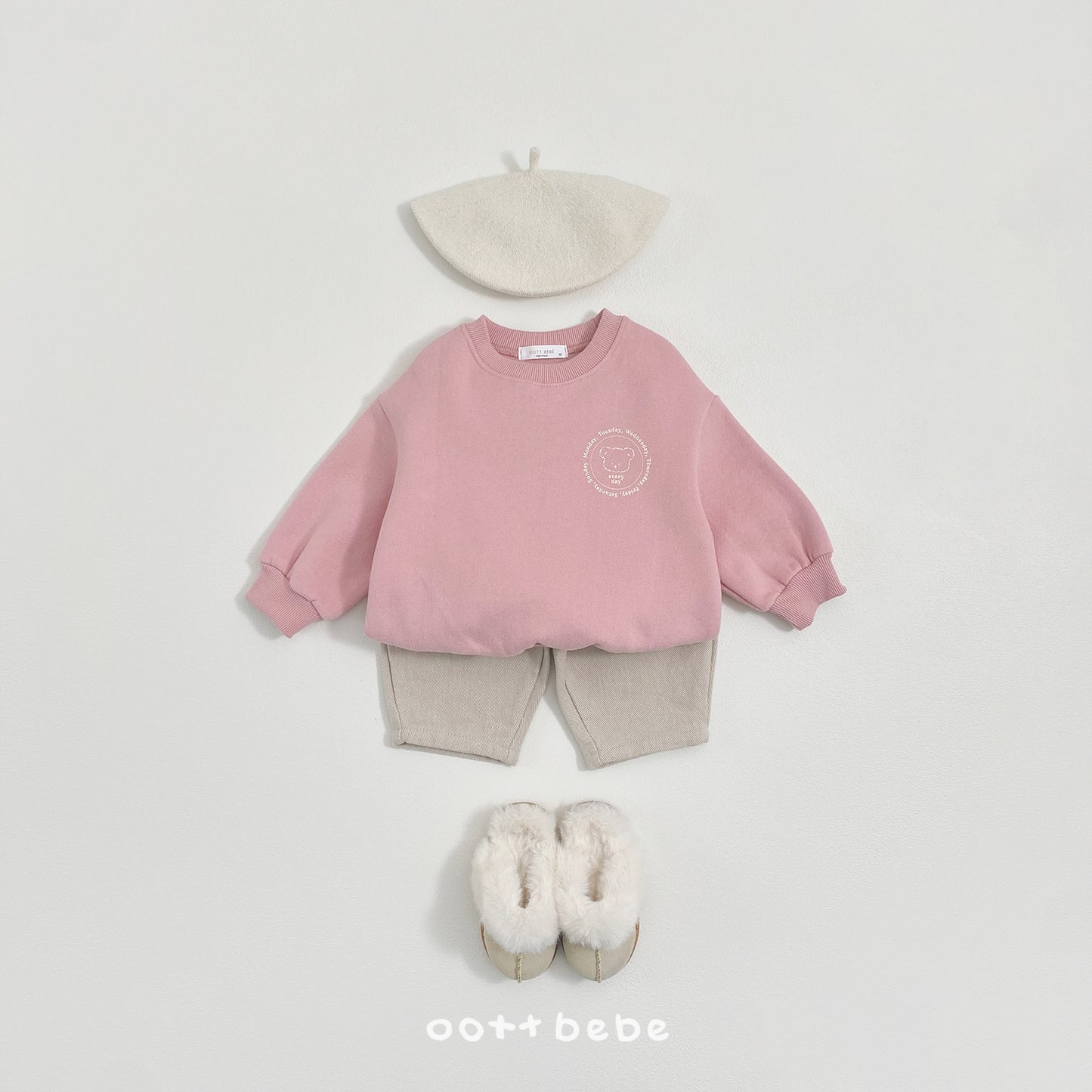 (Pre-order) OOTTBEBE Winter - Everyday Bear Sweatshirt 에브리데이맨투맨 (3 Colors)
