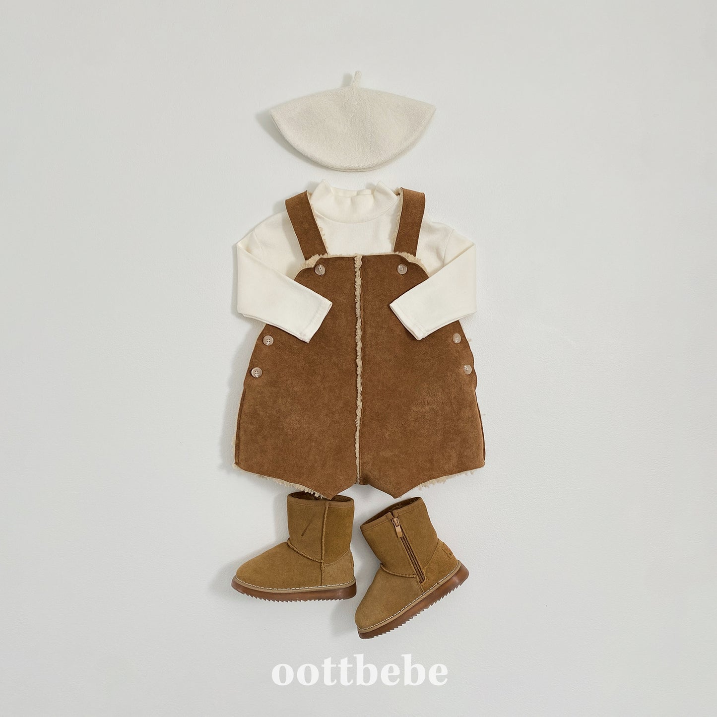 (Pre-order) OOTTBEBE Winter - Mustang Short Overall 무스탕숏오버롤