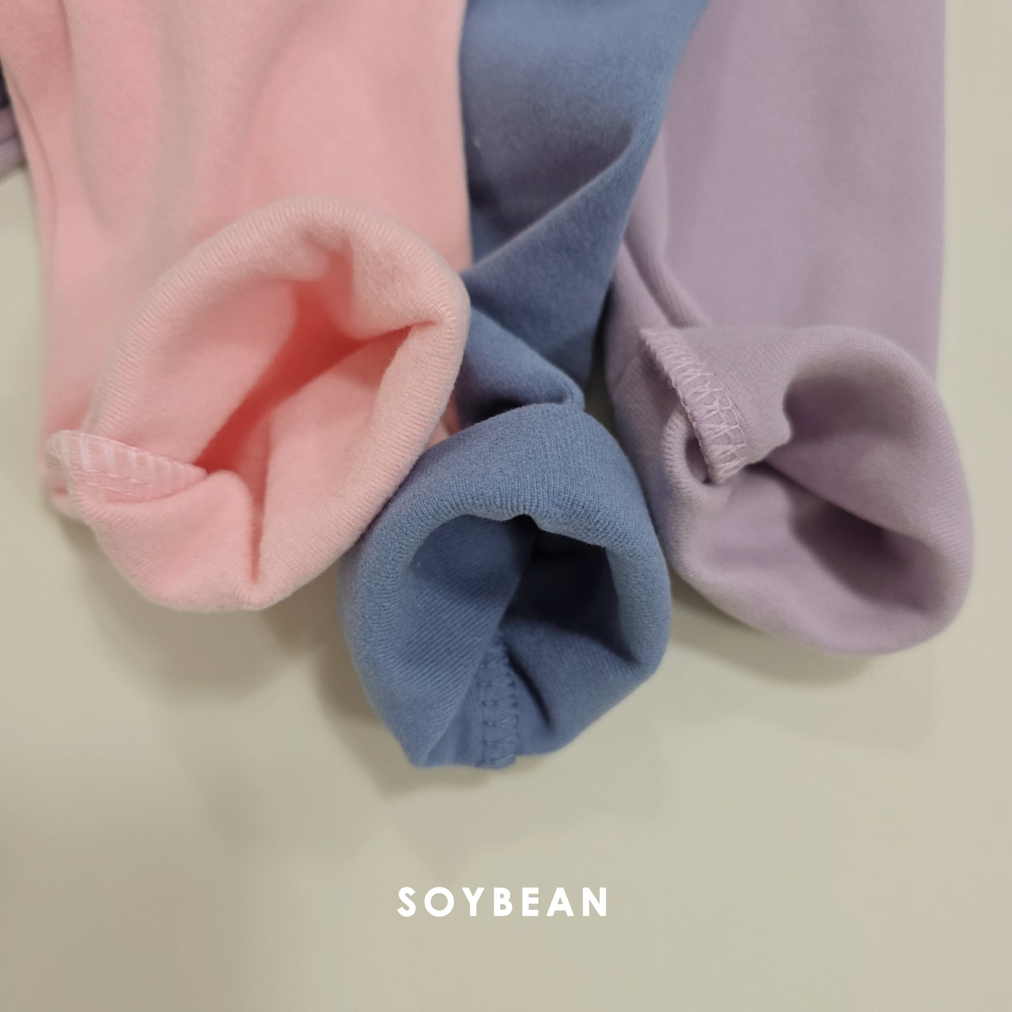 (Pre-order) Soybean Kids Winter - Puffy Contrast Flare Set 퐁실배색플레어세트 (3 Colors)