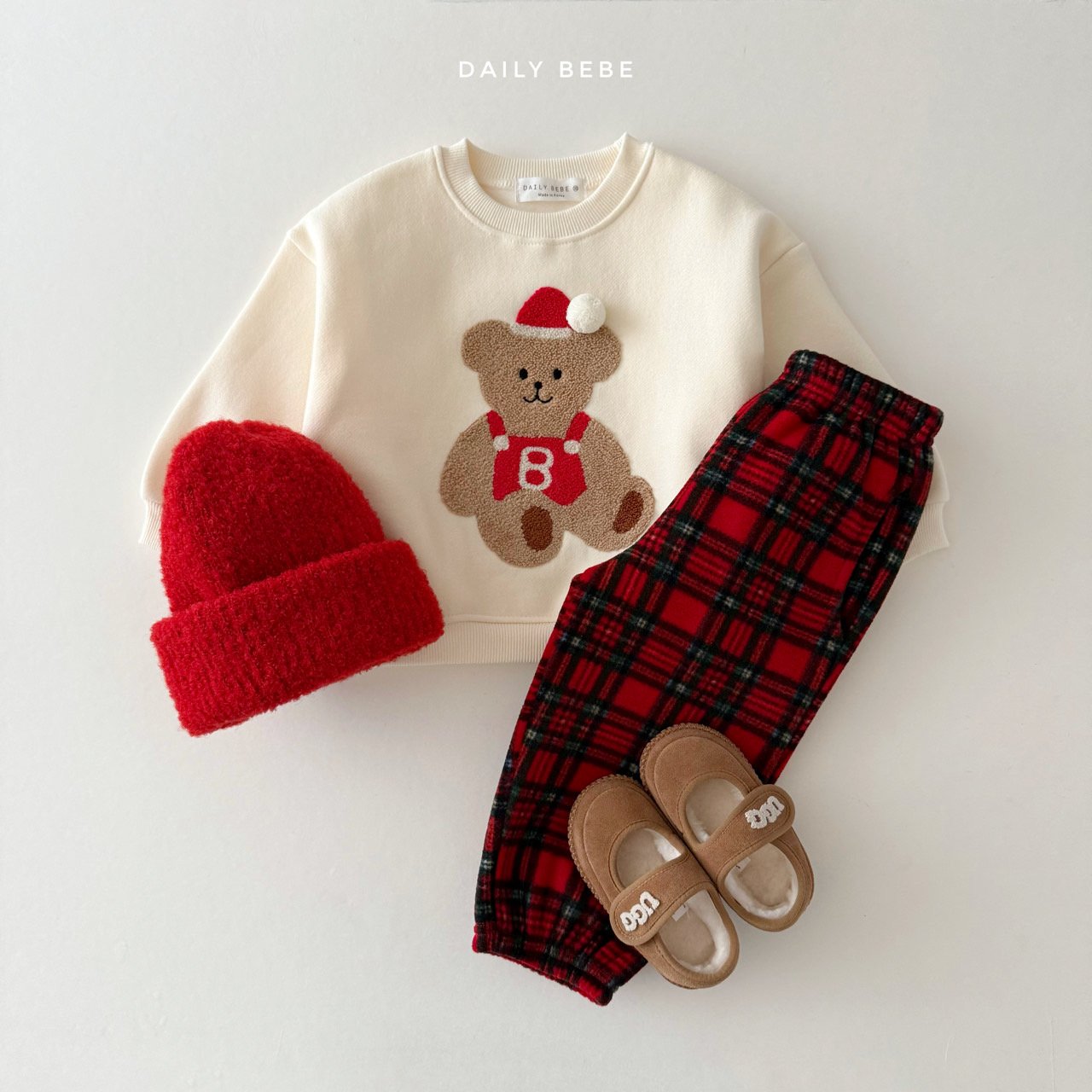 (Pre-order) Daily Bebe Winter - Kids' Baby Bear Sweatshirt 베베곰 맨투맨 (2 Colors)