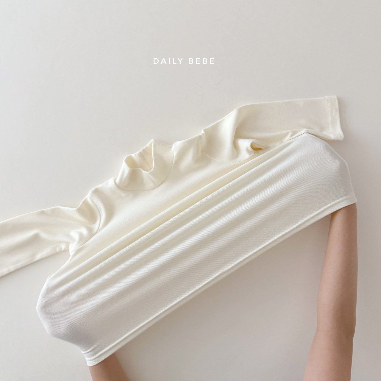 (Pre-order) Daily Bebe Winter- Kids' Basic Mock-Neck Top 베이직 반목티 (2 Colors)