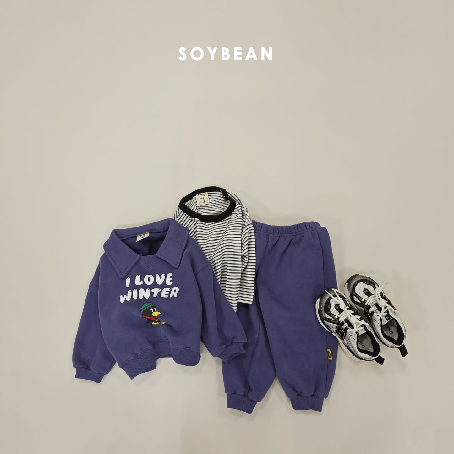 (Pre-order) Soybean Kids Winter - Cozy Penguin Collar Fleece-Lined Top & Bottom Set 포근펭귄카라상하복 (2 Colors)