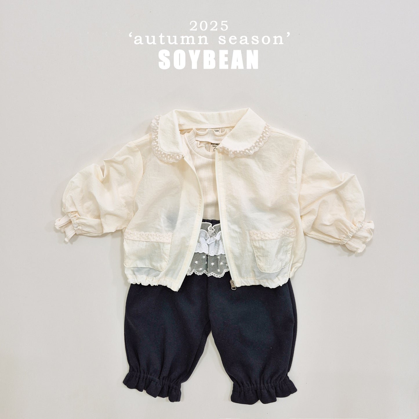(Pre-order) Soybean Kids - Lace Windbreaker Jacket 레이스바람막이 (2 Colors)