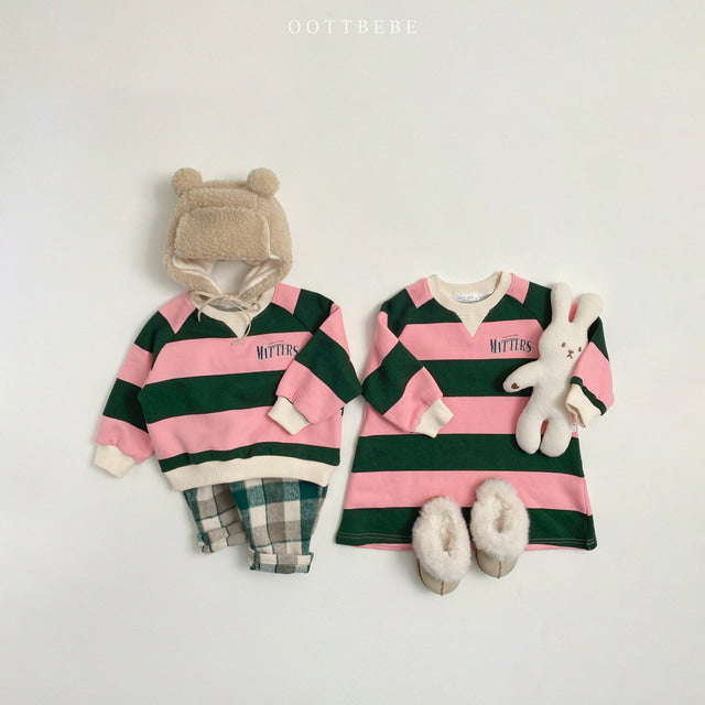 (Pre-order) OOTTBEBE - Stripes Sweatshirt 빅단가라맨투맨 (2 Colors)