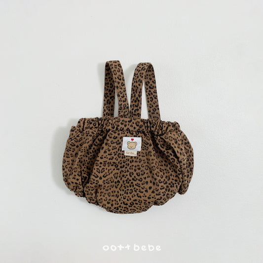 (Pre-order) OOTTBEBE Winter - Leopard Suspender Romper 호피멜빵슈트