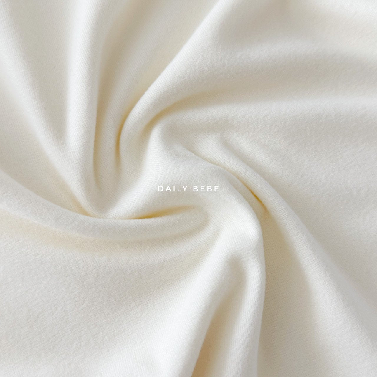 (Pre-order) Daily Bebe Winter- Kids' Basic Mock-Neck Top 베이직 반목티 (2 Colors)