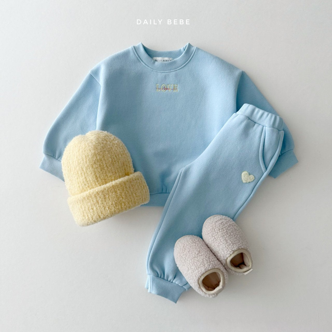 (Pre-order) Daily Bebe Winter - Kids’ Love Jogger Top & Bottom Set 러브 조거세트 (5 Colors)