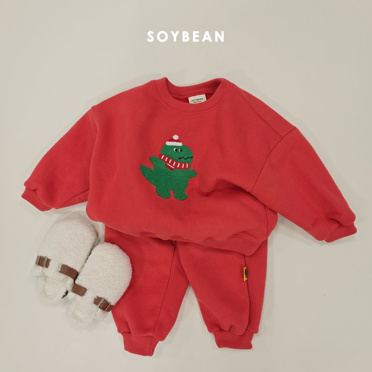 (Pre-order) Soybean Kids Winter - Dinosaur Bouclé Embroidery Fleece-Lined Top & Bottom Set 공룡부클자수상하복 (3 Colors)