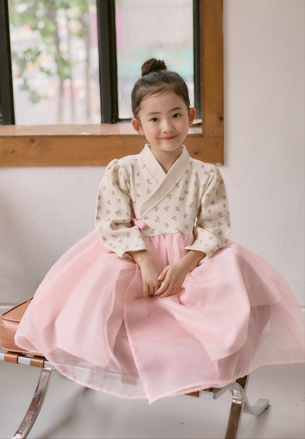 (Pre-order) bbb -  Goun Hanbok 고운한복
