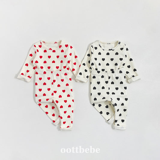 (Pre-order) OOTTBEBE Winter - Heart Pajama Set 하트실내복 (2 Colors)