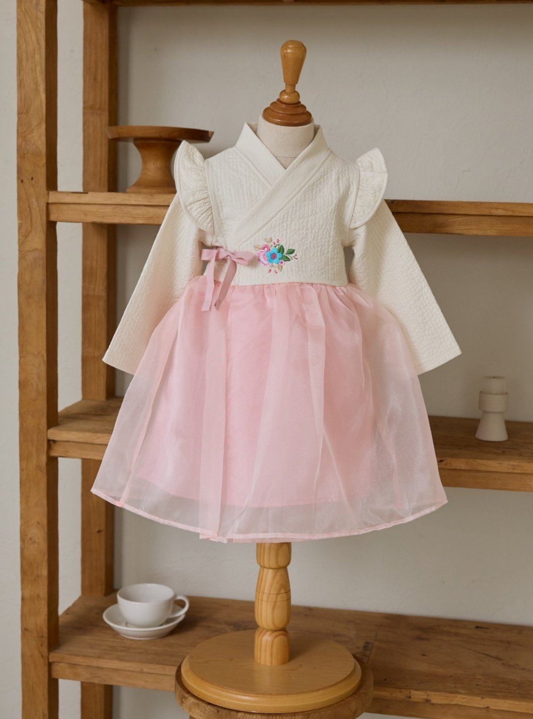 (Pre-order) bbb - Assi Hanbok 아씨한복 (Pink)