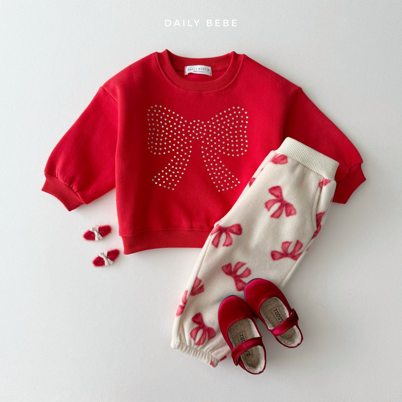 (Pre-order) Daily Bebe - Kids’ Ribbon Cubic Sweatshirt 리본 큐빅 맨투맨 (2 Colors)