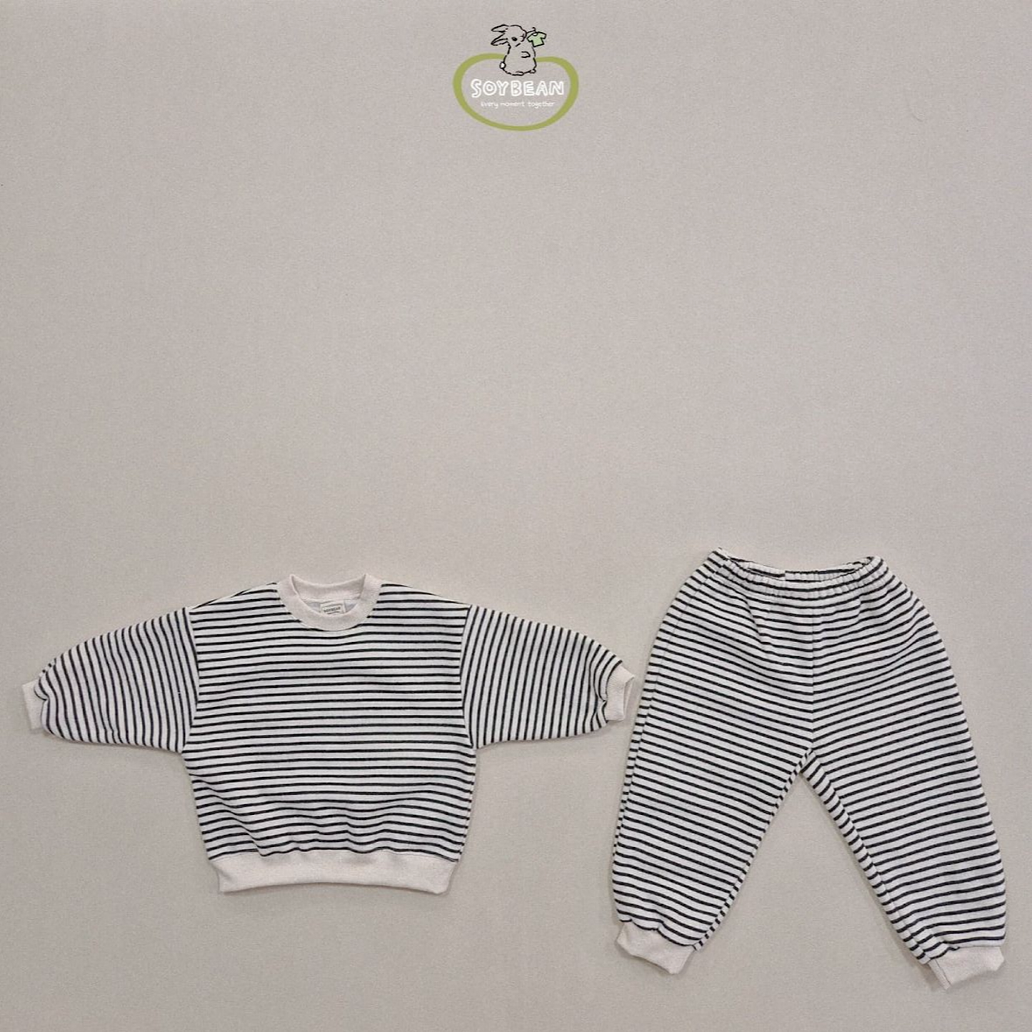 (Pre-order) Soybean Kids - Striped Fleece-Lined Top & Bottom Set 양기모단가라상하복 (4 Colors)