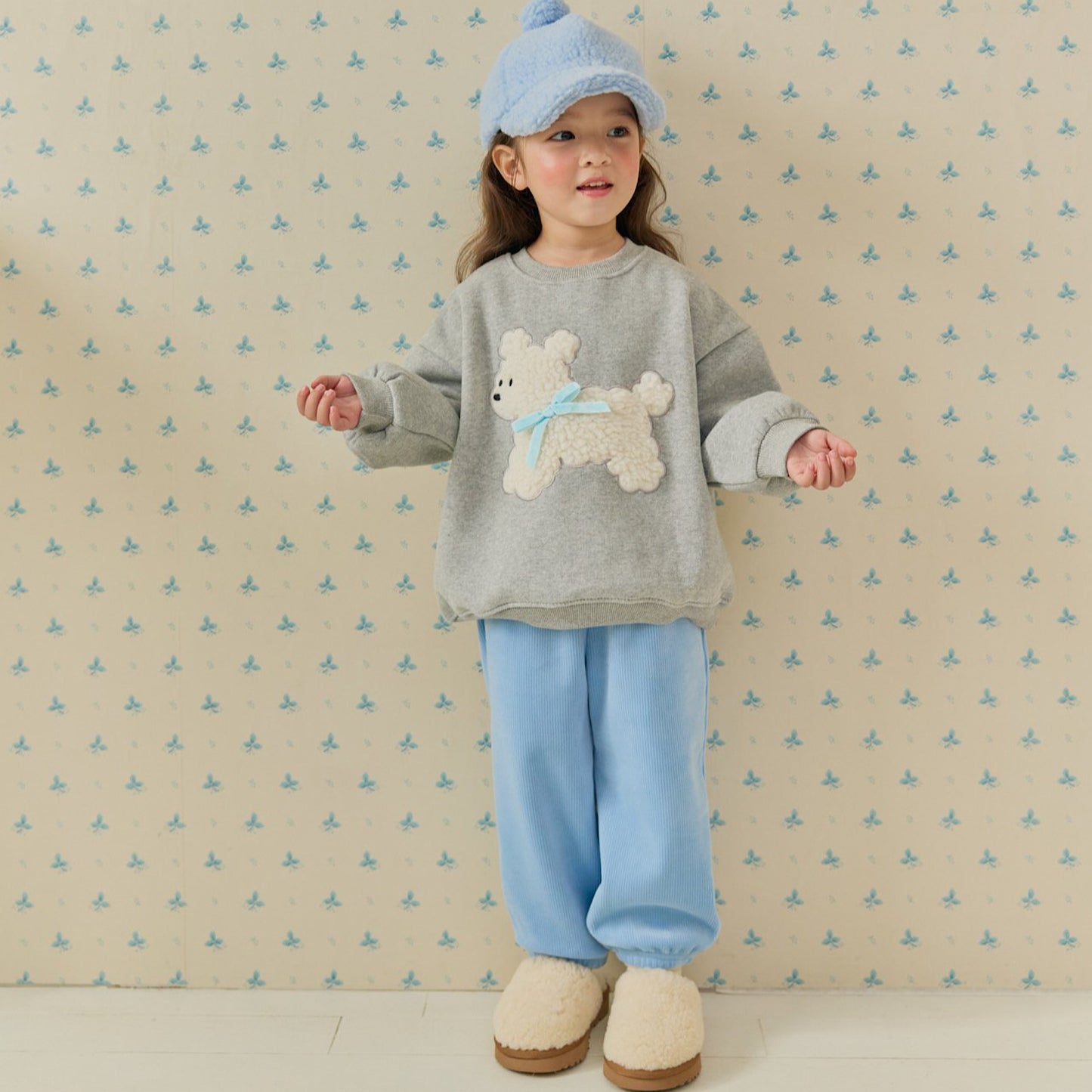 (Pre-order) Daily Bebe - Kids’ Fluffy Ribbon Sweatshirt 뽀글리본 맨투맨 (2 Colors)