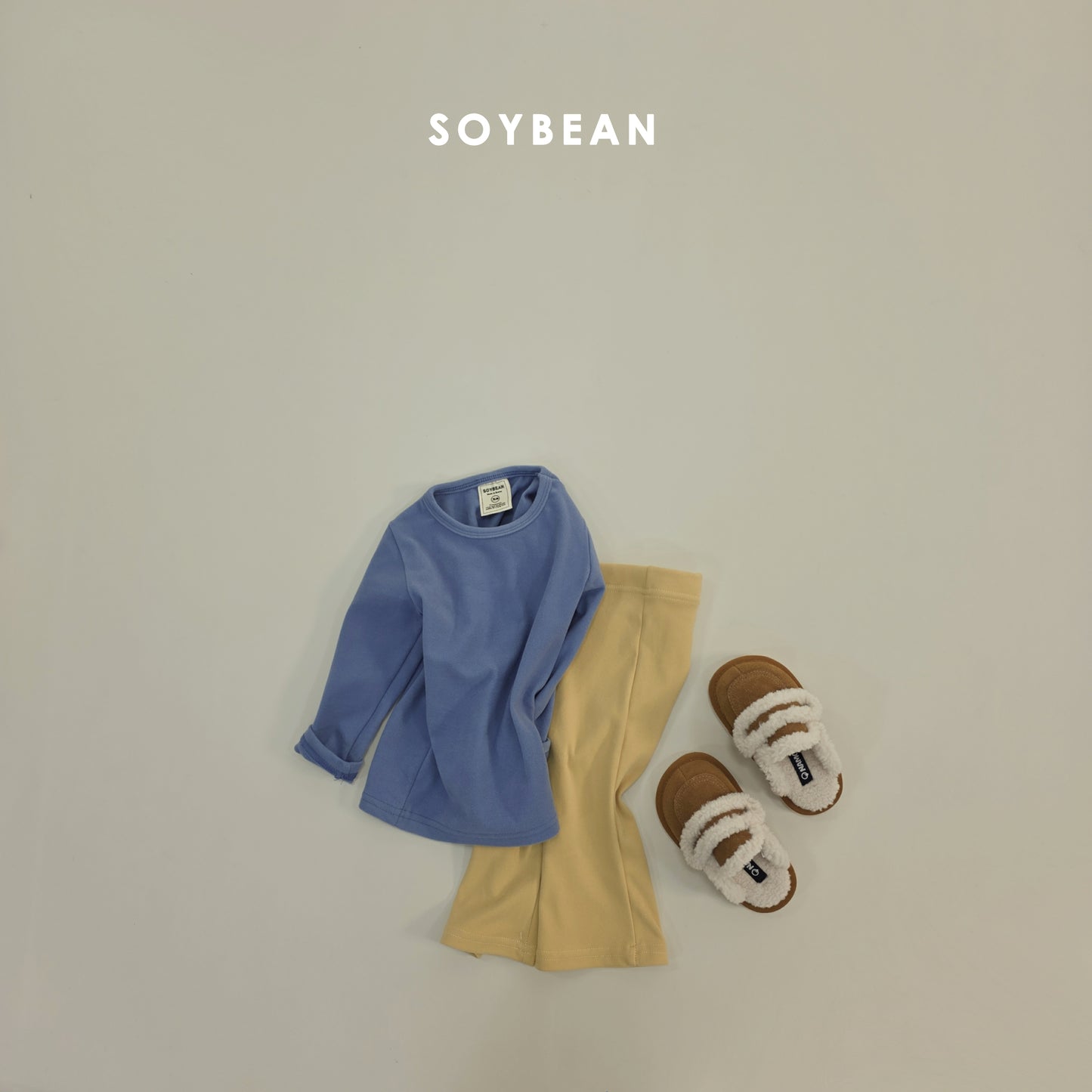 (Pre-order) Soybean Kids Winter - Puffy Contrast Flare Set 퐁실배색플레어세트 (3 Colors)