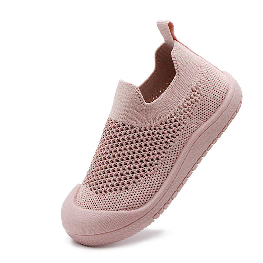 (Pre-order) KoongsKoongs Kids’ Airy Wave Aqua Mesh Slip-on (2 Colors)