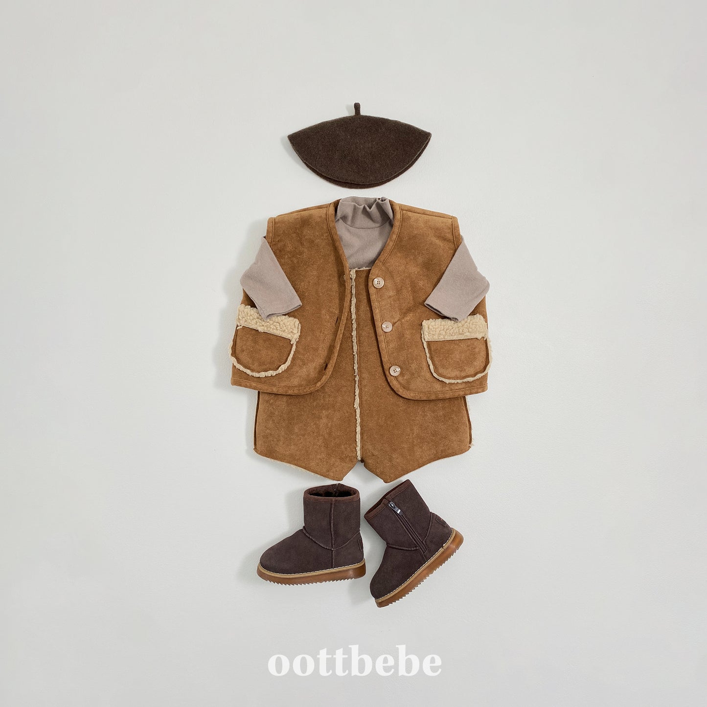 (Pre-order) OOTTBEBE Winter - Mustang Vest 무스탕베스트