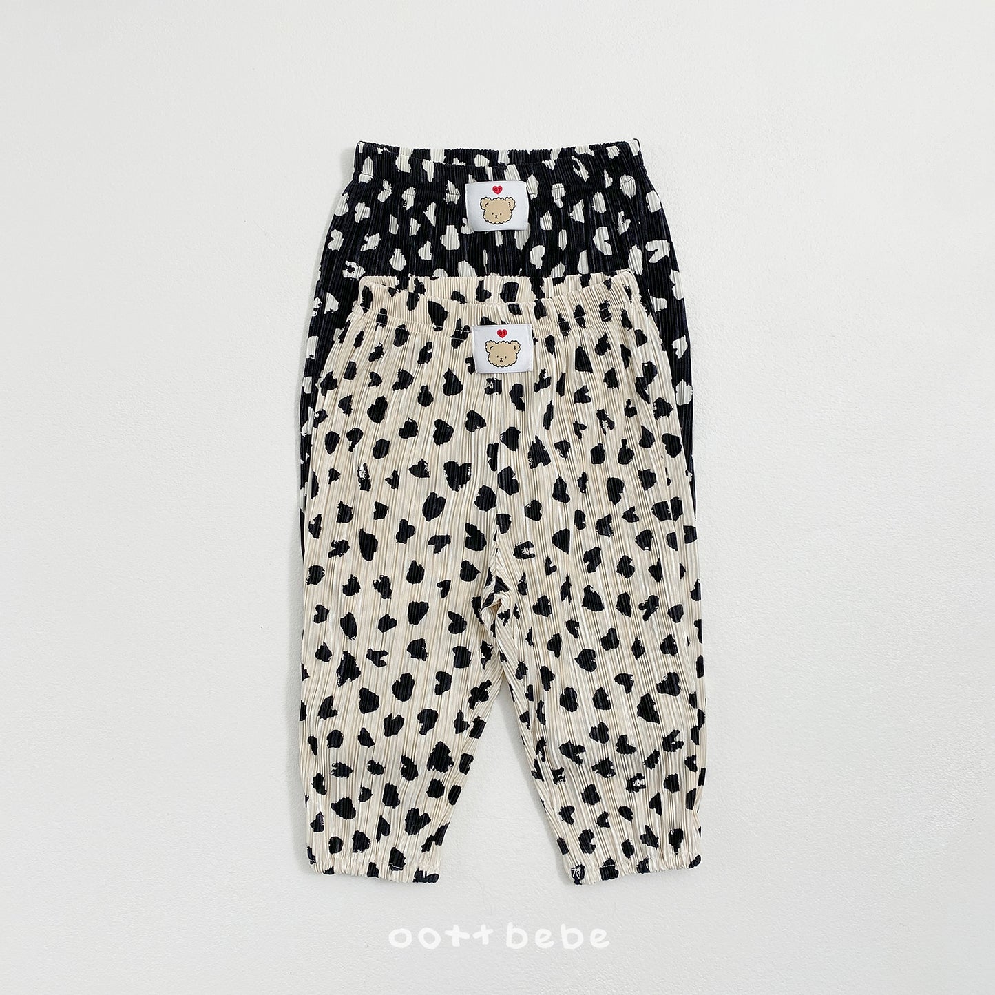 (Pre-order) OOTTBEBE Summer - Petit Leopard Pleated Set 쁘띠호피플리츠상하복 (2 Colors)