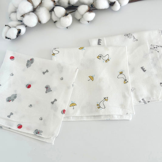 (Baby Boom) Cotton Baby Gauze & Embossed Hankie Set / Baby Burp Cloth Set - Random Design (10p)