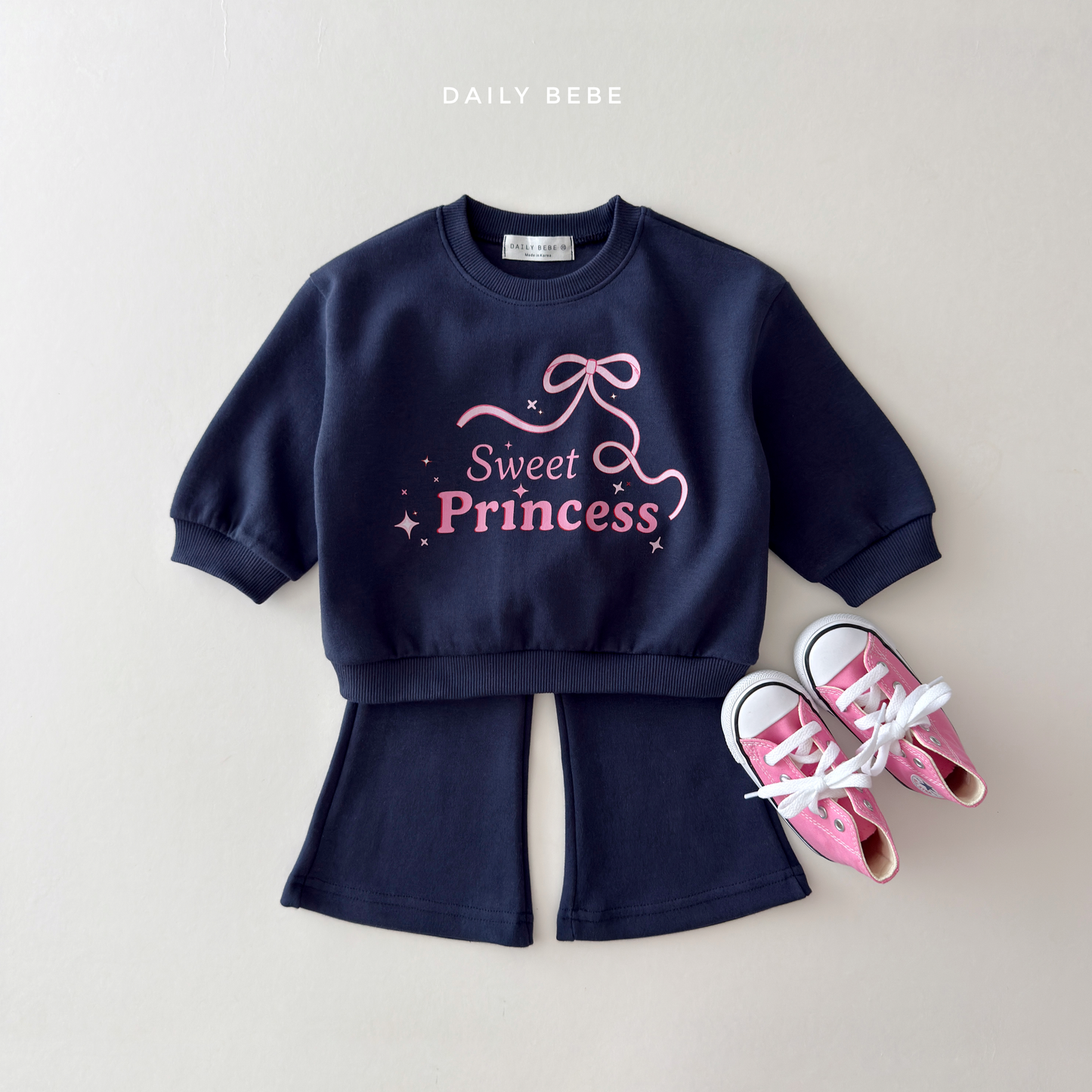 (Pre-order) Daily Bebe Fall - Kids' Princess Sweatshirt & Bootcut Pants Top & Bottom Set 프린세스부츠컷set (3 Colors)