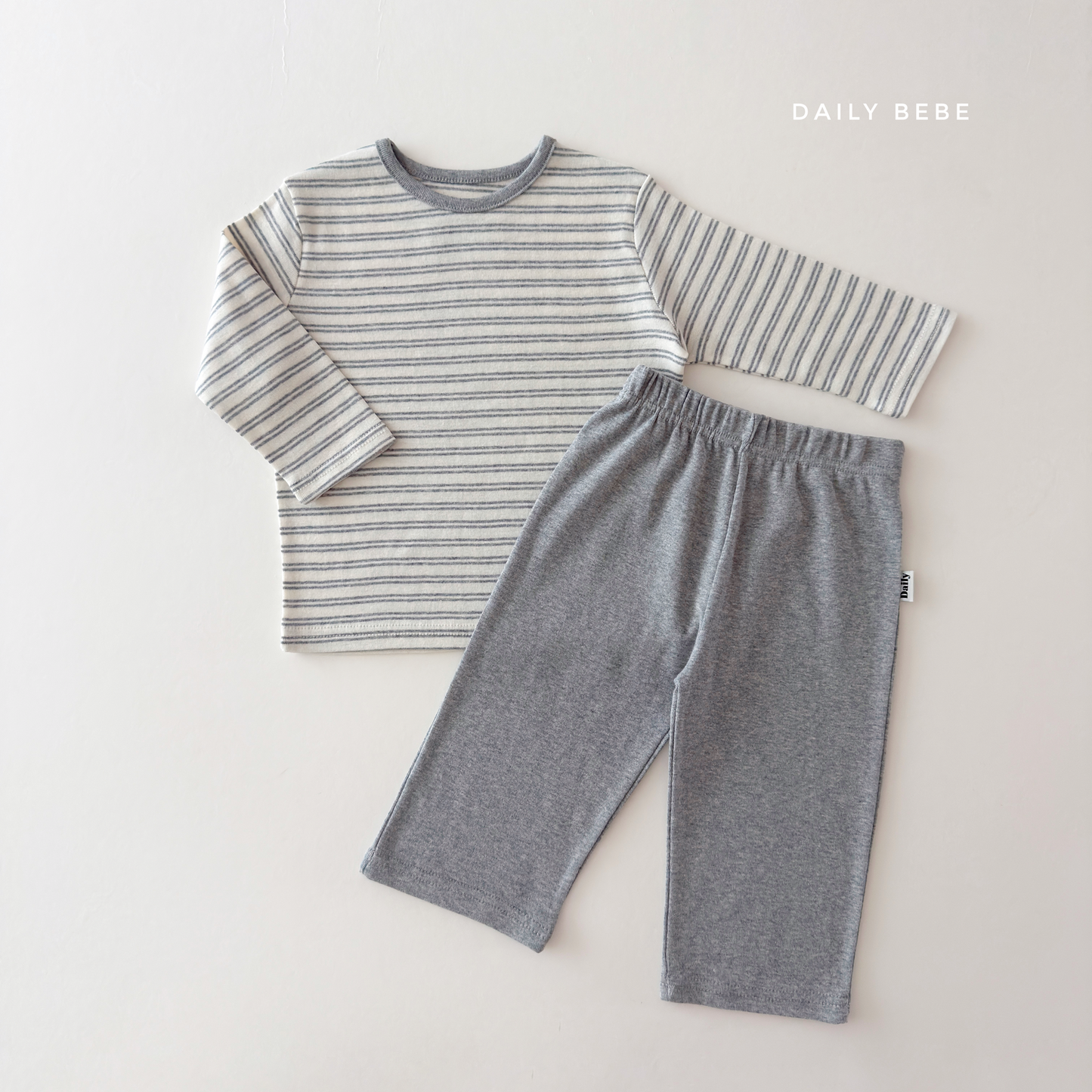 (Pre-order) Daily Bebe Fall - Kids' Striped Pajama Set 코지실내복 (3 Colors)