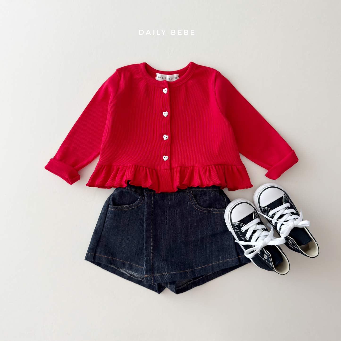 (Pre-order) Daily Bebe Fall - Kids' Ribbed Heart Button Ruffle Cardigan 색종이 가디건 (2 Colors)