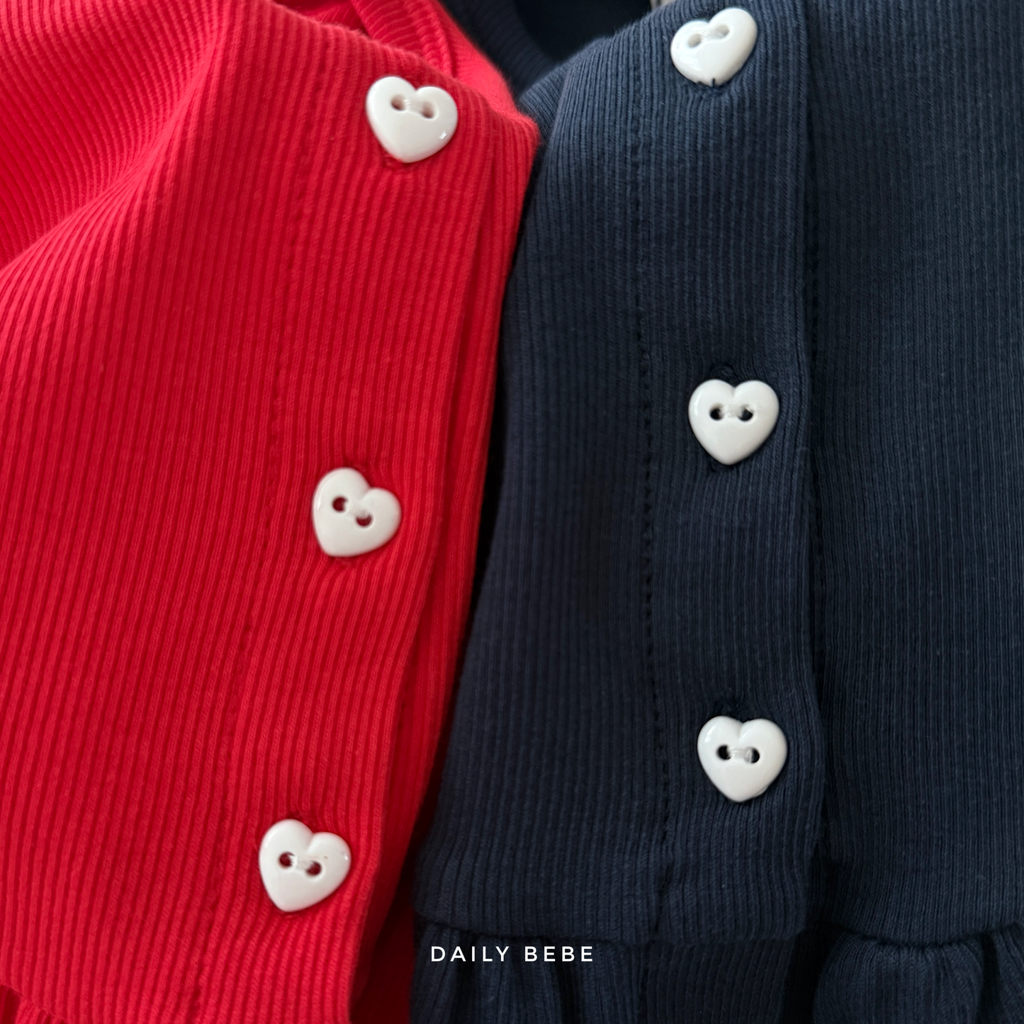 (Pre-order) Daily Bebe Fall - Kids' Ribbed Heart Button Ruffle Cardigan 색종이 가디건 (2 Colors)