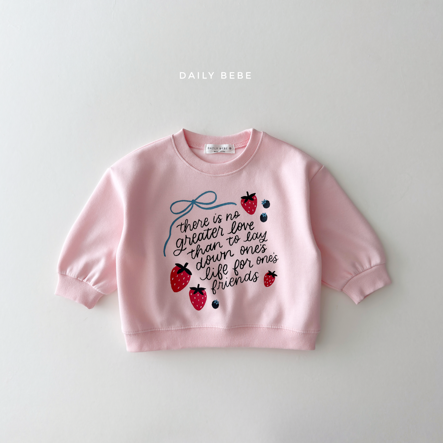 (Pre-order) Daily Bebe Fall - Kids' Strawberry Ribbon Lettering Sweatshirt 딸기리본맨투맨 (2 Colors)