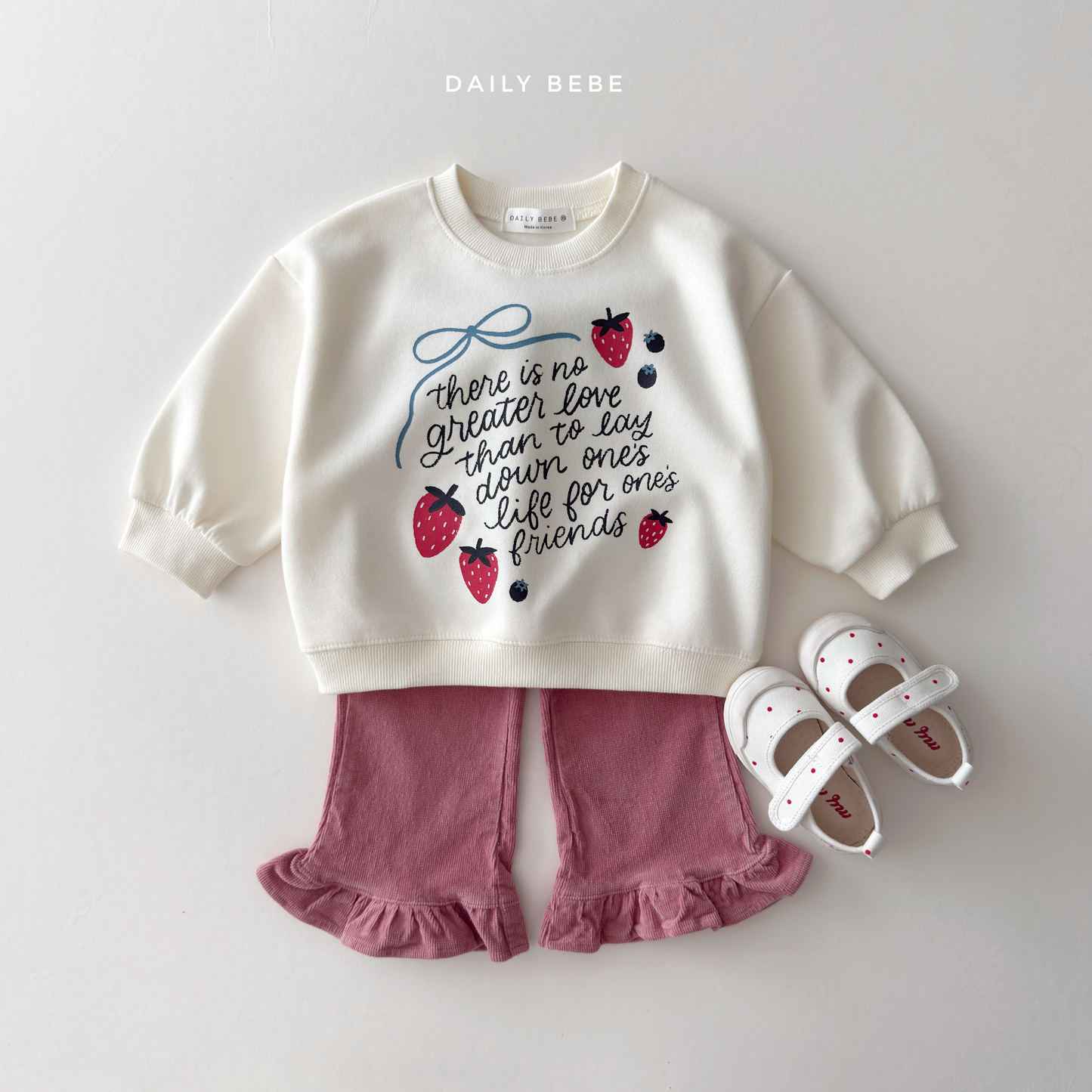 (Pre-order) Daily Bebe Fall - Kids' Strawberry Ribbon Lettering Sweatshirt 딸기리본맨투맨 (2 Colors)