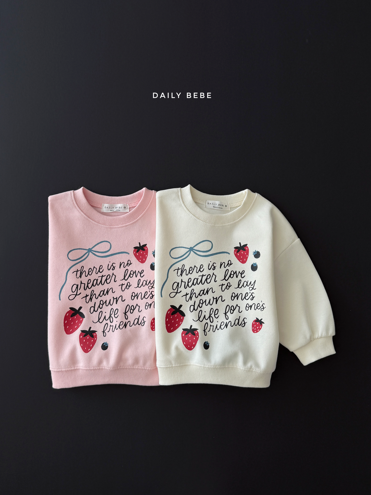 (Pre-order) Daily Bebe Fall - Kids' Strawberry Ribbon Lettering Sweatshirt 딸기리본맨투맨 (2 Colors)