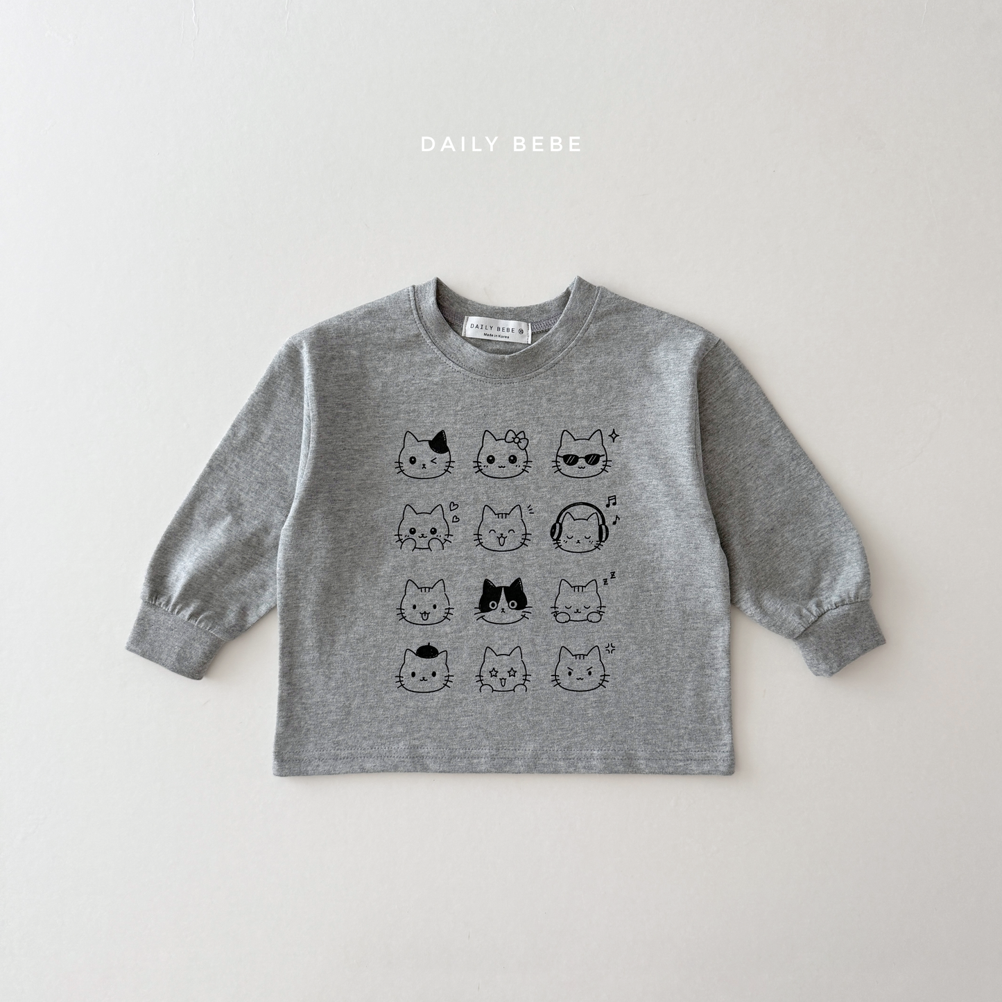 (Pre-order) Daily Bebe Fall - Kids' Cat Emoticon Long-Sleeve Tee 이모티콘T (2 Colors)